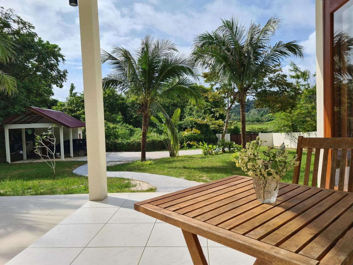 Villa Meranti - Spacious Private Pool Villa Pantai Cenang (Langkawi) Exterior foto