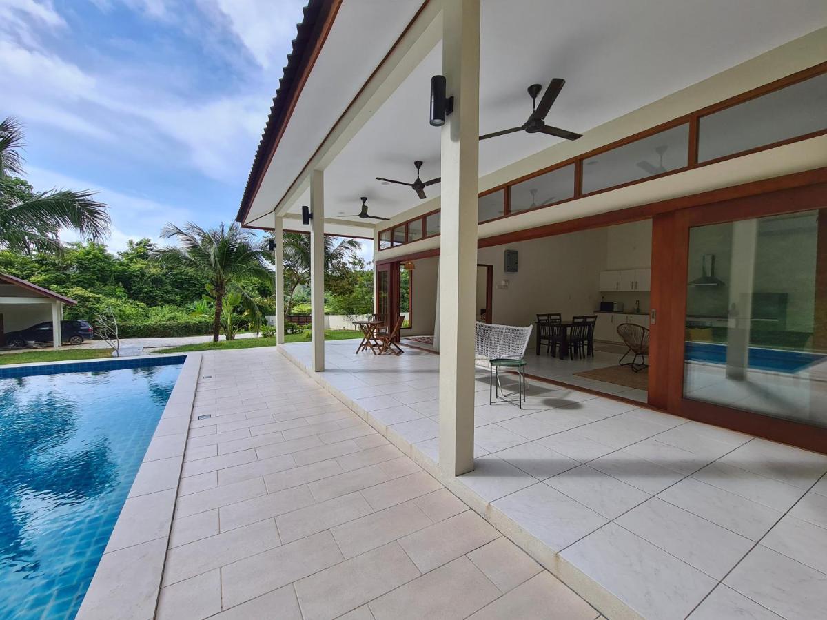 Villa Meranti - Spacious Private Pool Villa Pantai Cenang (Langkawi) Exterior foto