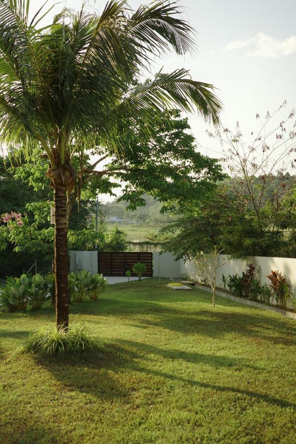 Villa Meranti - Spacious Private Pool Villa Pantai Cenang (Langkawi) Exterior foto